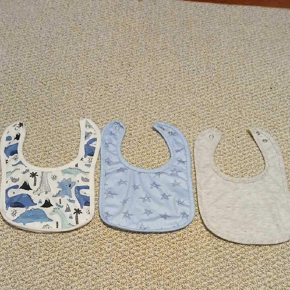 Stars And Dreamers Newborn Dinosaur Adventure Baby Bib Set in Blue and Cream